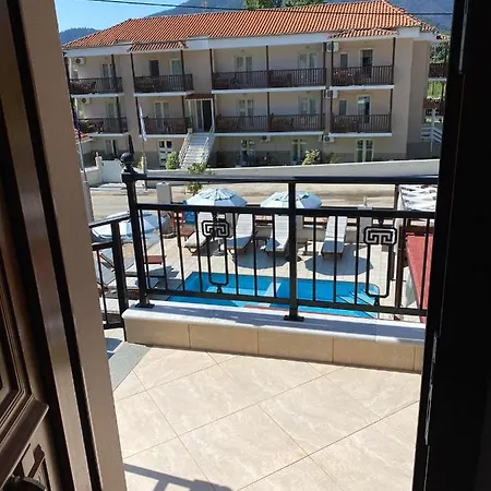 Lägenhetshotell Porto Marina 2*