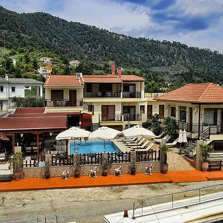 Lägenhetshotell Porto Marina Chrisi Ammoudia
