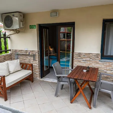 Porto Marina Апарт-отель Хриси-Амудия